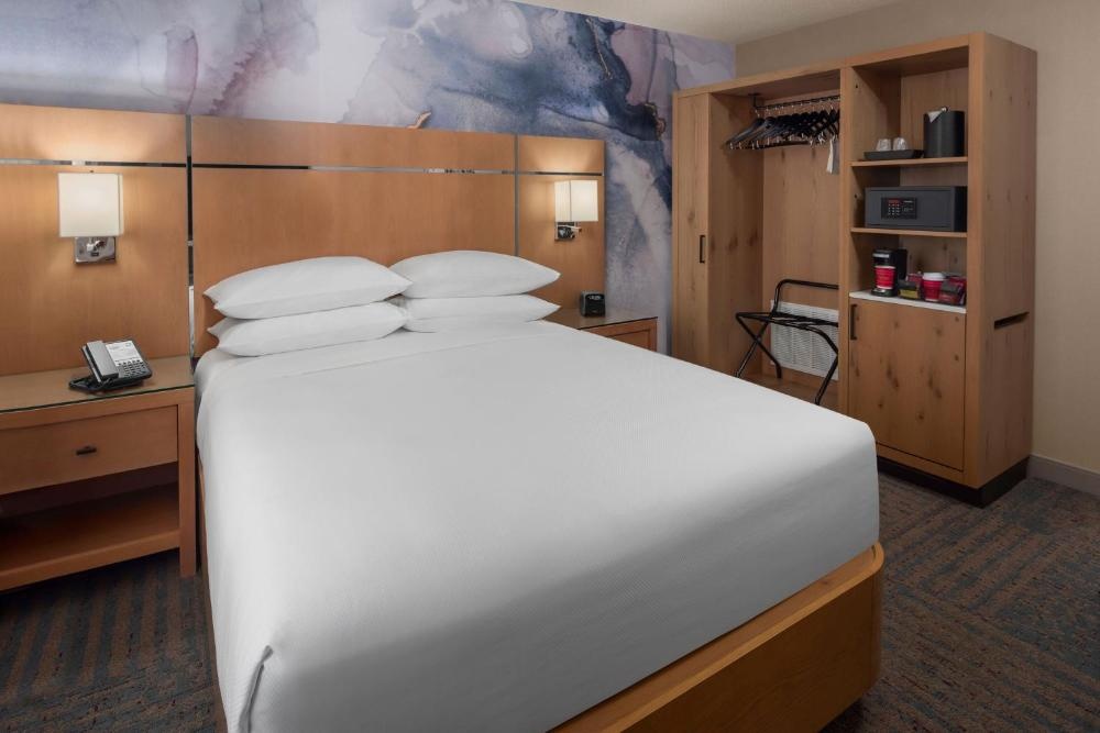 Delta Hotels by Marriott Santa Clara Silicon Valley